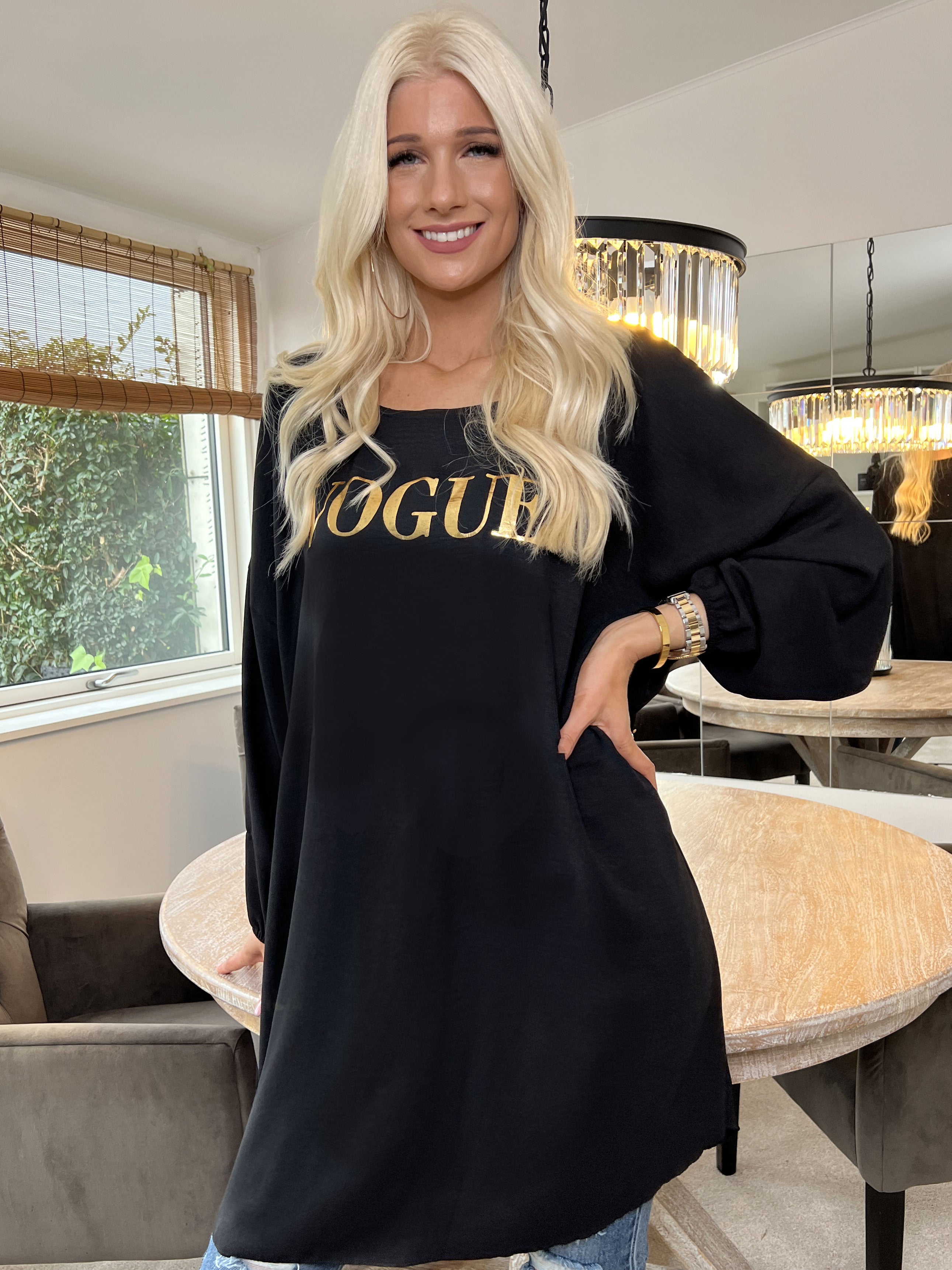 Nella - Cool kjole med skrift